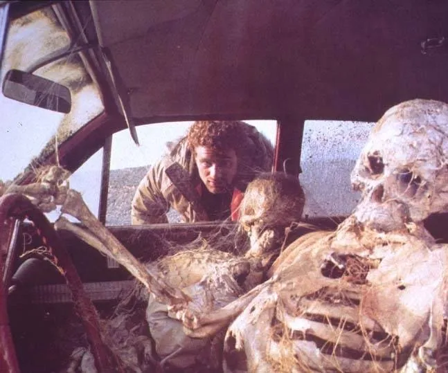 Уничтожители 3000 года (1983) через торрент скачать Уничтожители 3000 года (1983) фильм через торрент скачать