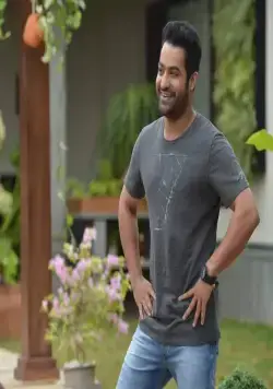 Аравинда вместе с Рагхавой (2018) через торрент бесплатно Аравинда вместе с Рагхавой (2018) фильм через торрент бесплатно