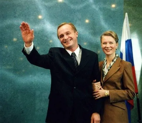 Поцелуй не для прессы (2008) через торрент бесплатно Поцелуй не для прессы (2008) фильм через торрент бесплатно