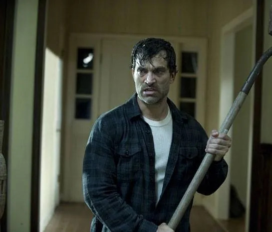 Темные круги (2011) через торрент скачать Темные круги (2011) фильм через торрент скачать
