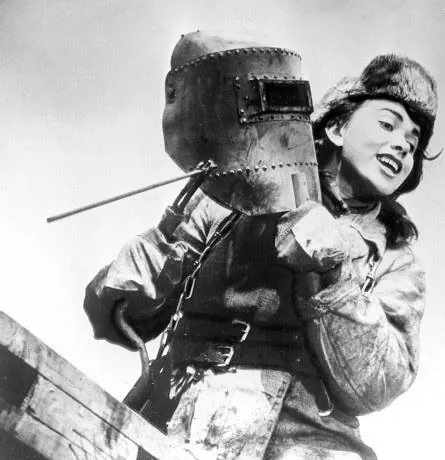 Вступление (1963) через торрент скачать Вступление (1963) фильм через торрент скачать