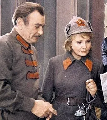 На ясный огонь (1975) через торрент скачать На ясный огонь (1975) фильм через торрент скачать