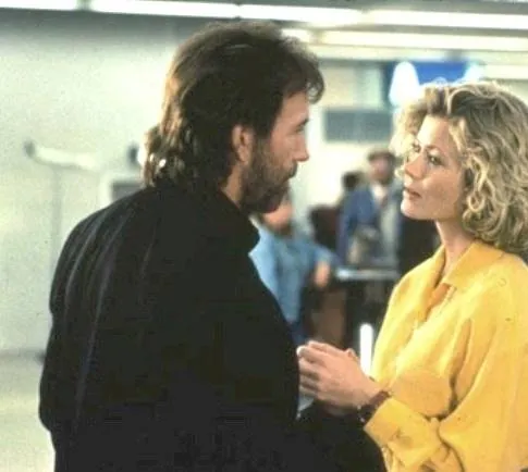 Порождение ада (1993) в хорошем качестве через торрент Порождение ада (1993) фильм в хорошем качестве через торрент