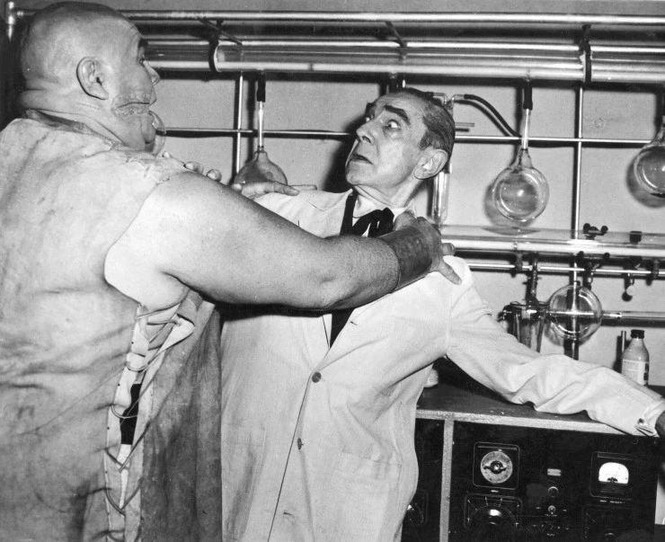Невеста монстра (1955) в хорошем качестве через торрент Невеста монстра (1955) фильм в хорошем качестве через торрент