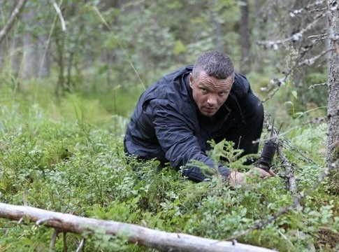 Кремень (2012) через торрент скачать Кремень (2012) сериал через торрент скачать