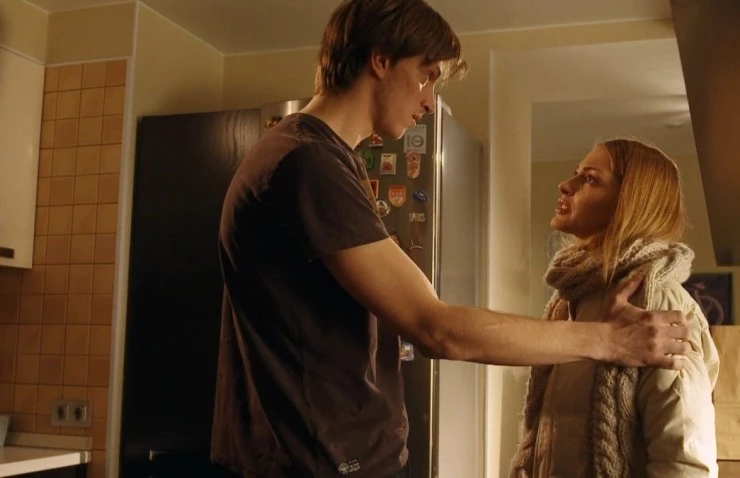 Женщина в беде (2014) через торрент бесплатно Женщина в беде (2014) сериал через торрент бесплатно