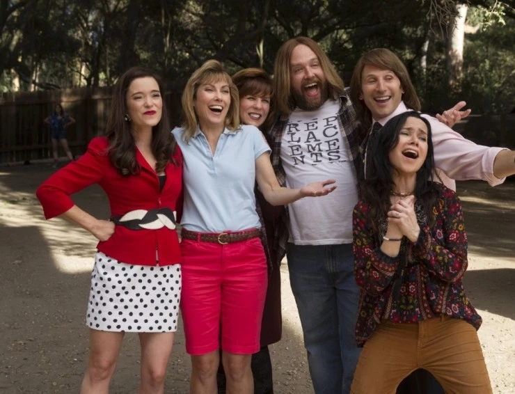 Жаркое американское лето: Первый день лагеря (2015) через торрент скачать Жаркое американское лето: Первый день лагеря (2015) сериал через торрент скачать