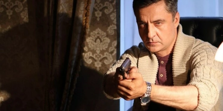 Шеф. Игра на повышение (2012) через торрент скачать Шеф. Игра на повышение (2012) сериал через торрент скачать