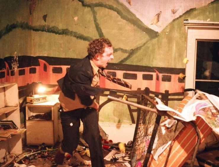 Живые и мёртвые (2006) через торрент бесплатно Живые и мёртвые (2006) фильм через торрент бесплатно